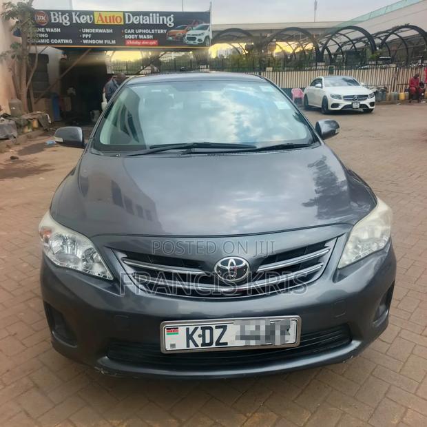 Toyota Corolla 2012 Gray