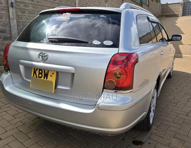 Toyota Avensis 2006