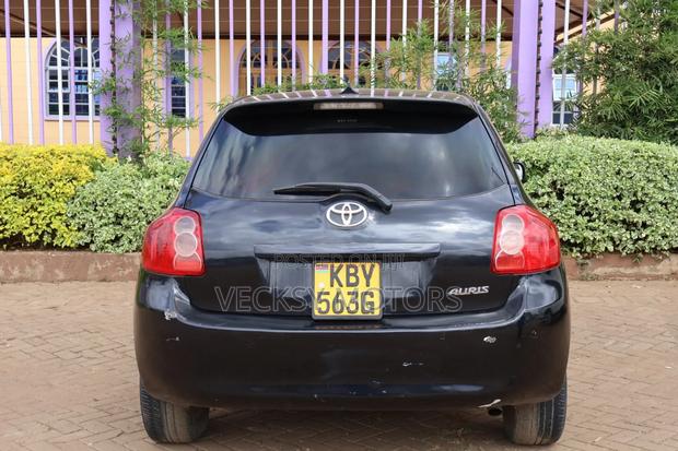 Toyota Auris 2007 Black
