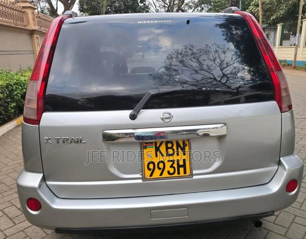 Nissan X-Trail 2004 Gold