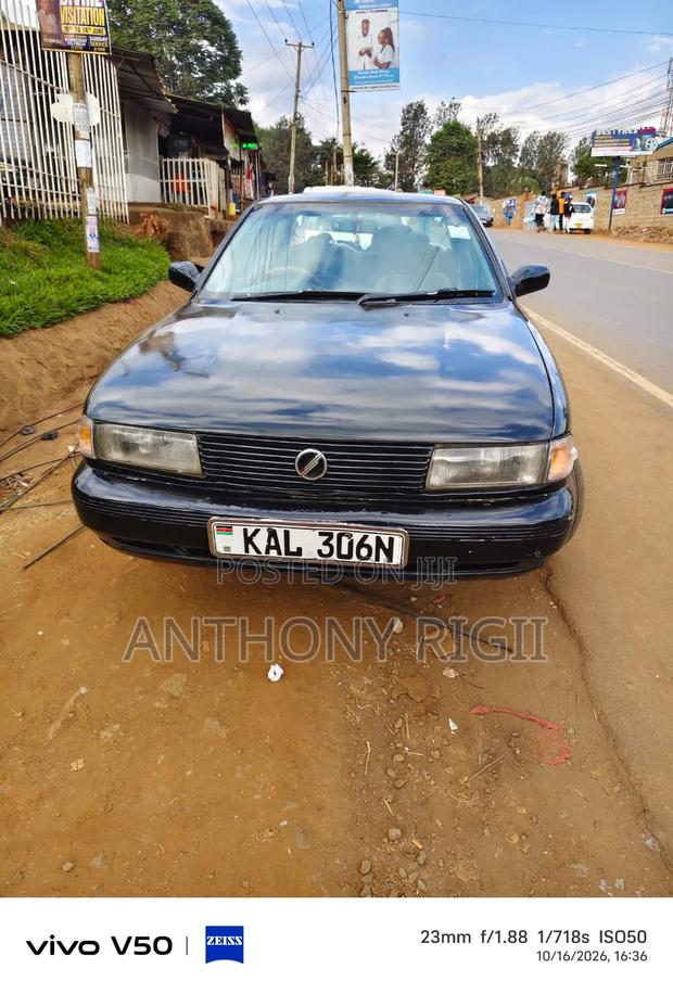 Nissan Sunny B13 Sedan 1.3 1995 Black