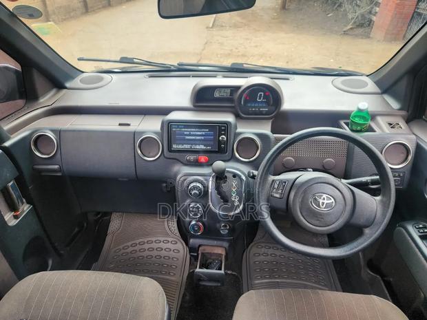 Toyota Spade 2017 Black