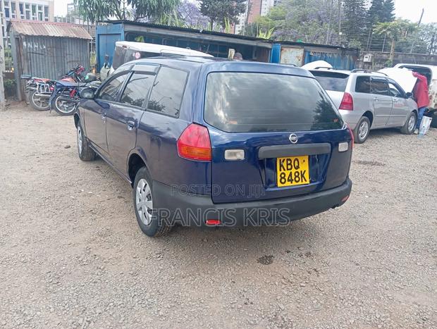 Nissan Advan 2006 Blue
