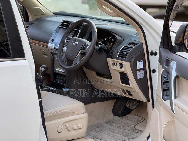 Toyota Land Cruiser Prado 2.8 2023