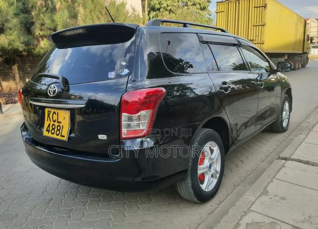 Toyota Corolla Fielder 1.5 Petrol FWD 2010 Black