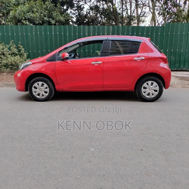 Toyota Vitz 1.3 FWD 5dr 2016 Red