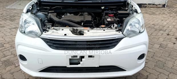 Toyota Passo 2019 White