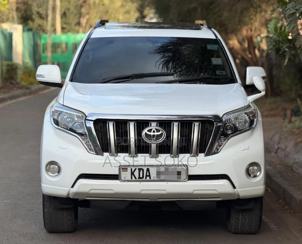 Toyota Land Cruiser Prado 2015 White