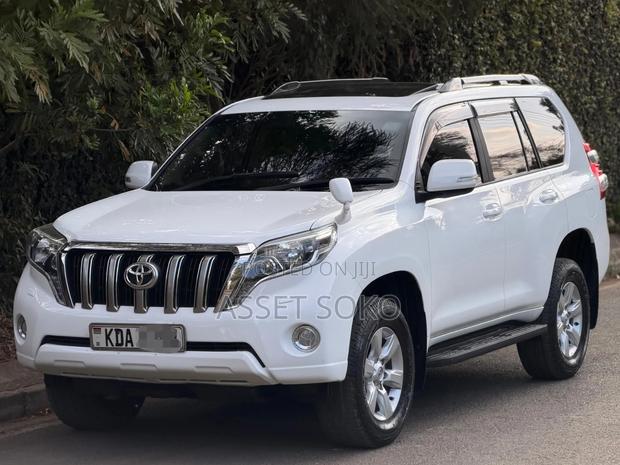 Toyota Land Cruiser Prado 2015 White