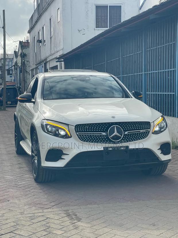 Mercedes-Benz GLC-Class 2019 Teal