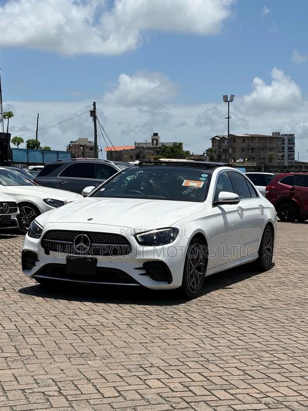 Mercedes-Benz E200 2019 Pearl