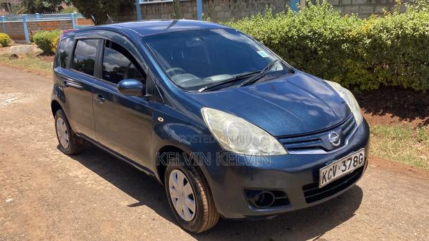 Nissan Note 2011 Blue