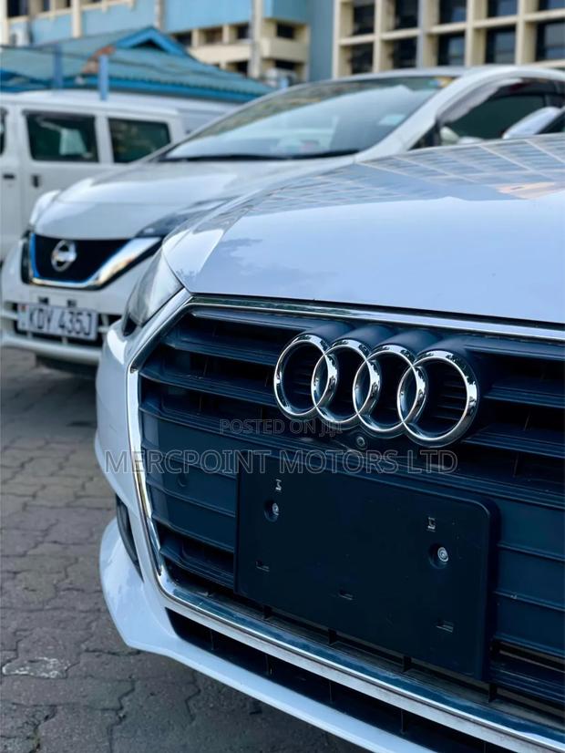 Audi A4 2.0T Premium FWD 2019 Pearl