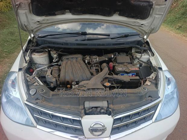 Nissan Tiida 2010 White