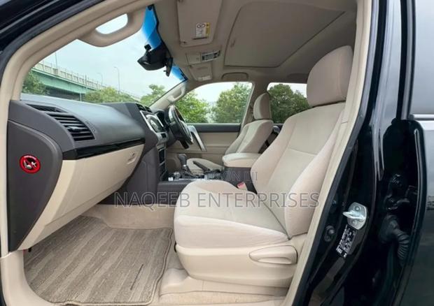 Toyota Land Cruiser Prado 2.8 2019 Black
