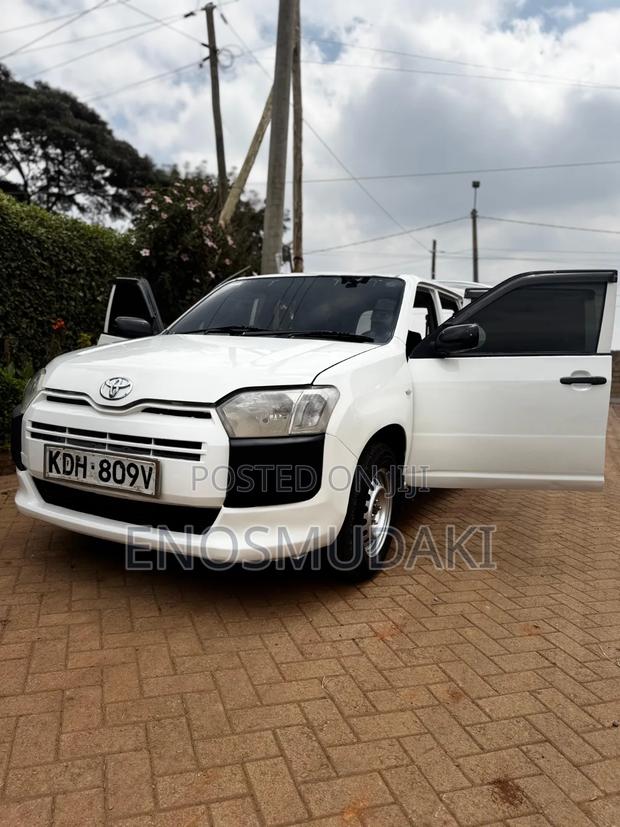 Toyota Probox 1.3 DX Comfort 2WD 2016 White