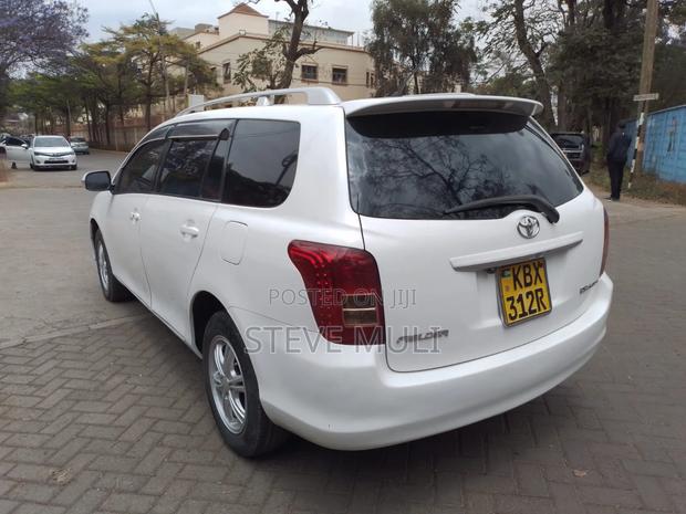 Toyota Corolla Fielder 1.5 Petrol FWD 2007 White