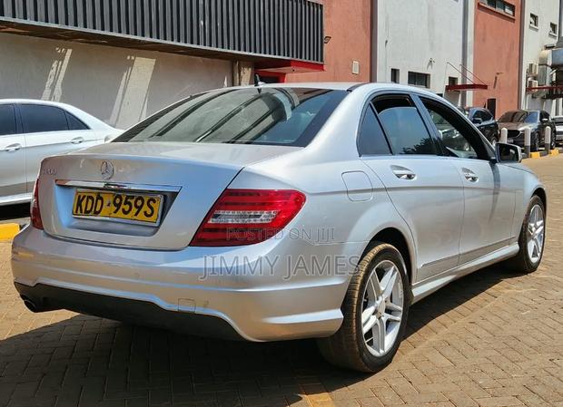 Mercedes-Benz C200 2014 Silver