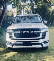 Toyota Land Cruiser LC300 2023 White for sale