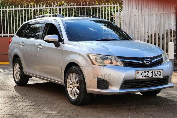 Toyota Corolla Fielder 1.5 Petrol AWD 2013 Silver