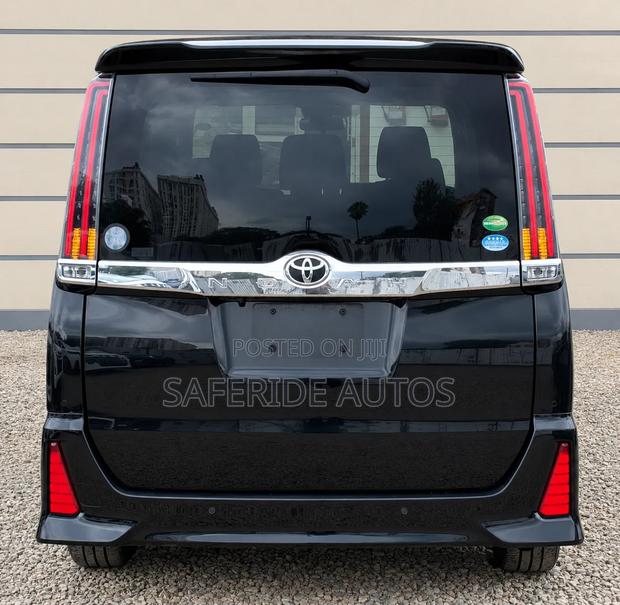 Toyota Noah 2.0 FWD (8 Seater) 2019 Matt Black