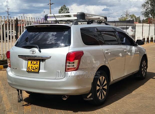 Toyota Corolla Fielder 1.5 Petrol AWD 2011 Silver