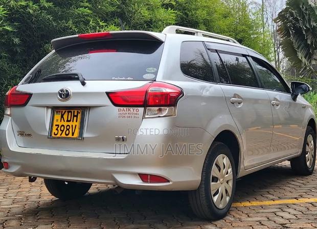 Toyota Corolla Fielder 1.5 Petrol AWD 2017 Silver
