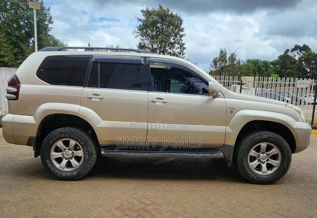 Toyota Land Cruiser Prado 3.0 D-4D 5dr 2008 Beige