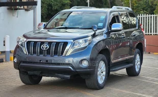 Toyota Land Cruiser Prado 2.8 D-4D 2015 Gray
