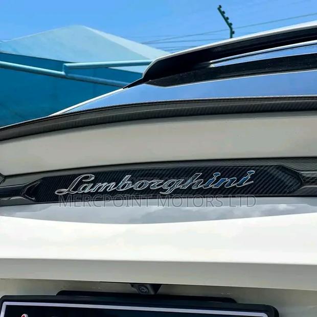 Lamborghini Urus Base 4dr AWD 2020 Pearl