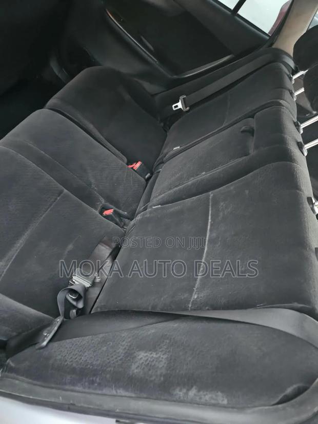 Toyota Corolla Fielder 1.5 Petrol FWD 2010 Silver