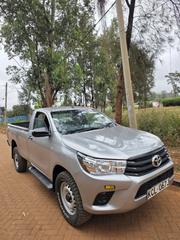 Toyota Hilux 2017 Silver for sale