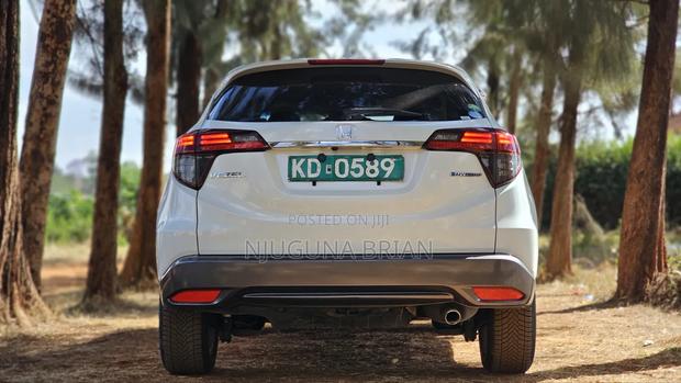 Honda Vezel 1.5 Hybrid 2WD 2020 White