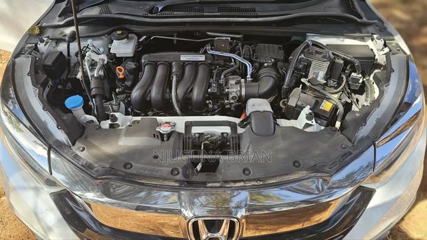 Honda Vezel 1.5 Hybrid 2WD 2020 White