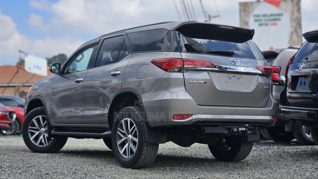 Toyota Fortuner 2.8 D RWD 2019 Brown