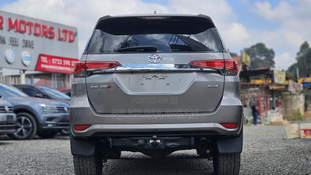 Toyota Fortuner 2.8 D RWD 2019 Brown