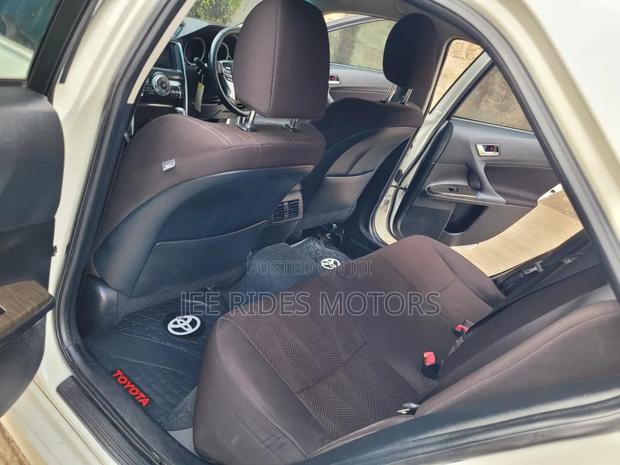 Toyota Mark X 2014 Ivory