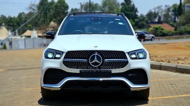 Mercedes-Benz GLE-Class GLE 400d 4MATIC 2020 White