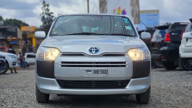 Toyota Succeed 2019 Silver
