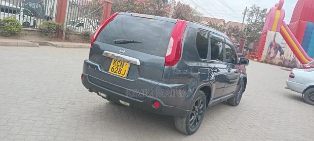 Nissan X-Trail 2010 Gray