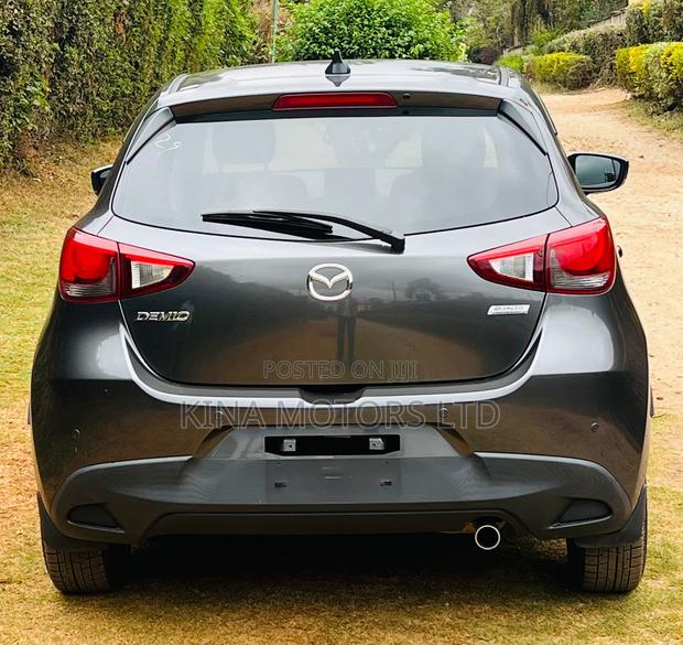 Mazda Demio 2019 Gray