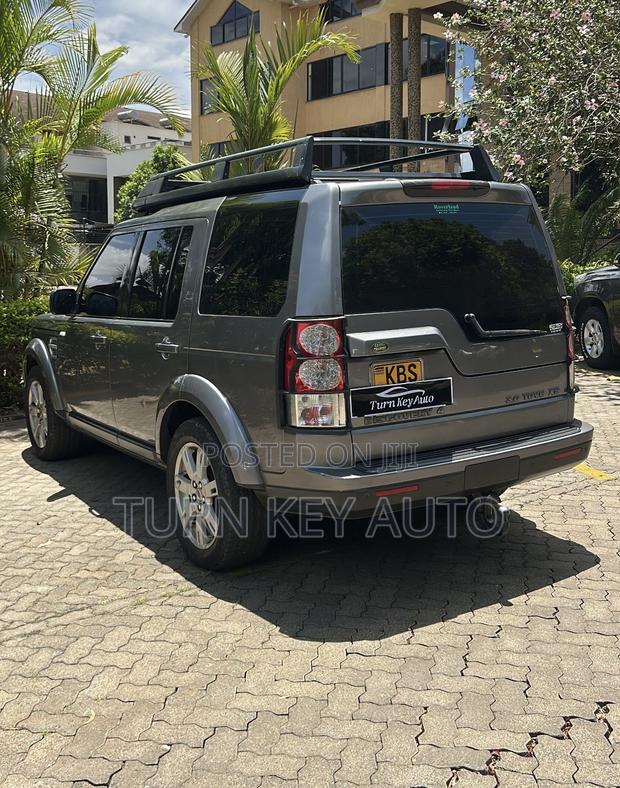 Land Rover Lr4 V8 2010 Gray