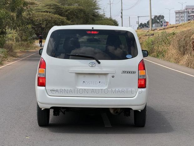 Toyota Succeed 2019 White