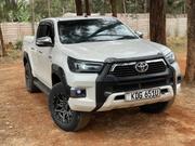 Toyota Hilux 2015 White for sale