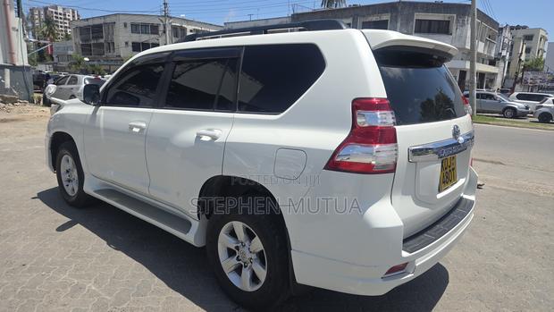 Toyota Land Cruiser Prado 2.8 D-4D 2016 White