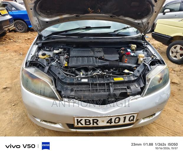 Mazda Demio 2006 Silver