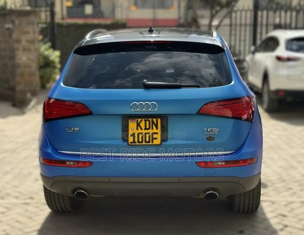 Audi Q5 2.0T Premium AWD quattro 2016 Blue