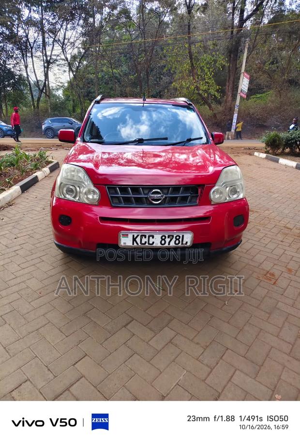 Nissan X-Trail 2.0 Petrol XE 2009 Red