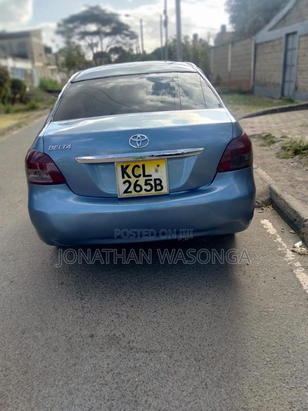 Toyota Belta 2010 Blue