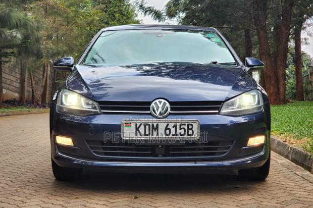 Volkswagen Golf 2016 Blue